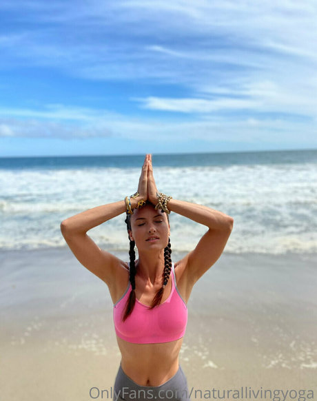 nerdy teen onlyfans beautiful nude images