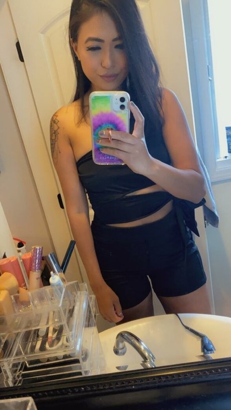 Randomsuburbanite Rose free pornstar images