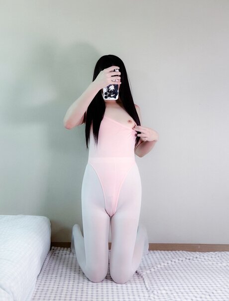 mocanya model high quality photos