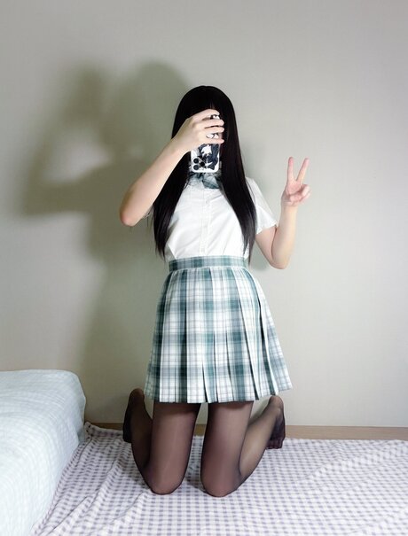 mocanya art actress pics