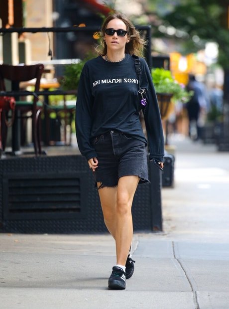 curvy lesbian onlyfans free pics