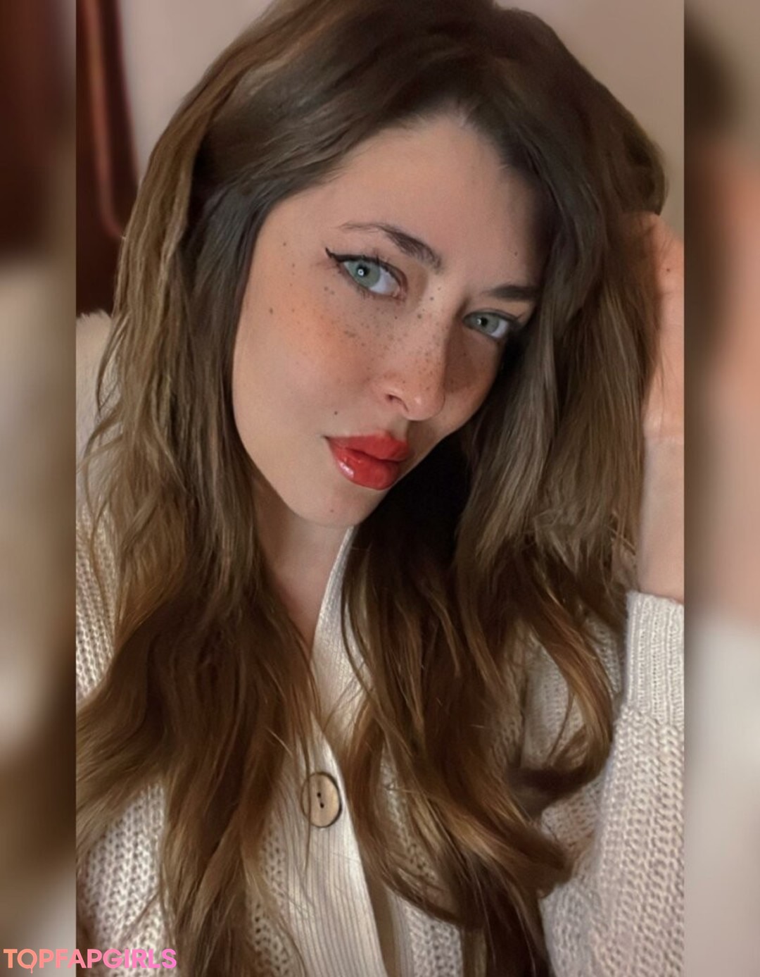 Lucyboom hot model picture