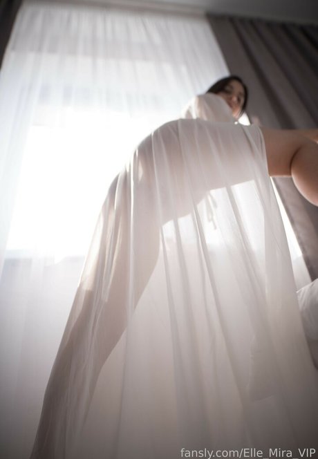 elle mira dance model top gallery