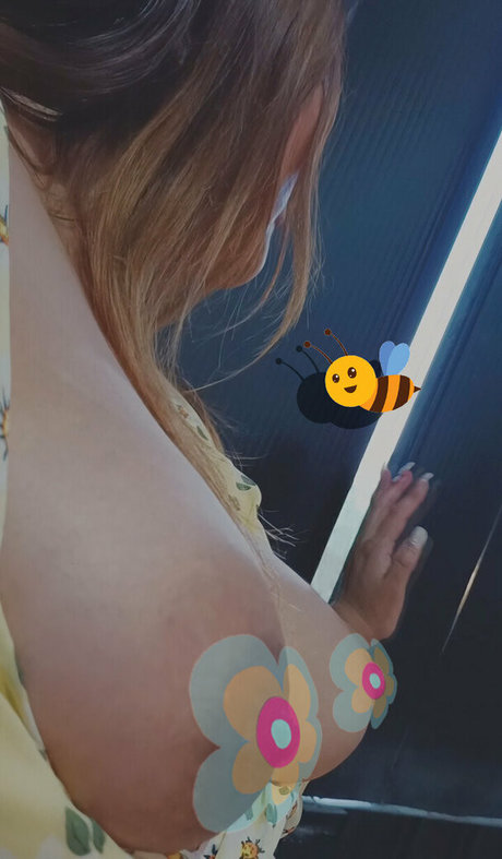 ximenacosmo pornographic model pic