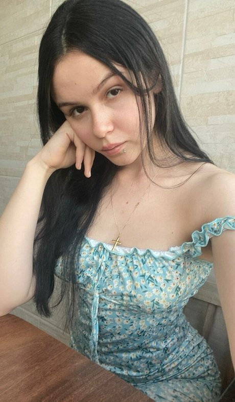 emanuellemndss model high quality pics