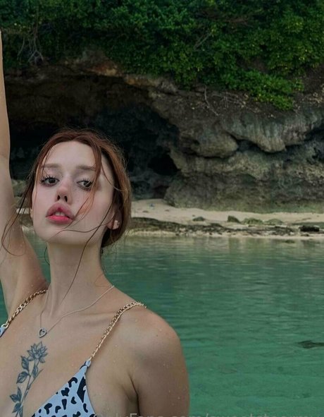 Sweetstoormy model nice picture