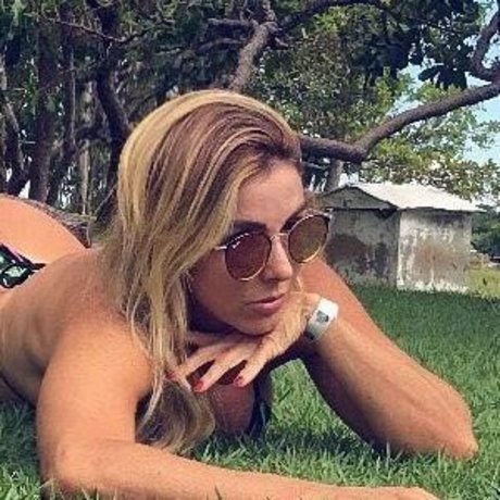 Eliza Nery hot pornstar pic