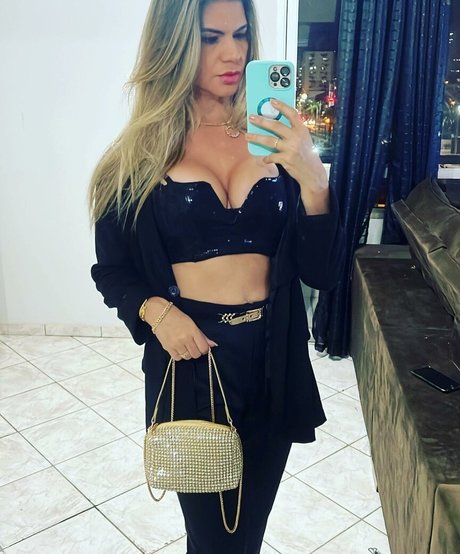 Ellen Barroso star best pics