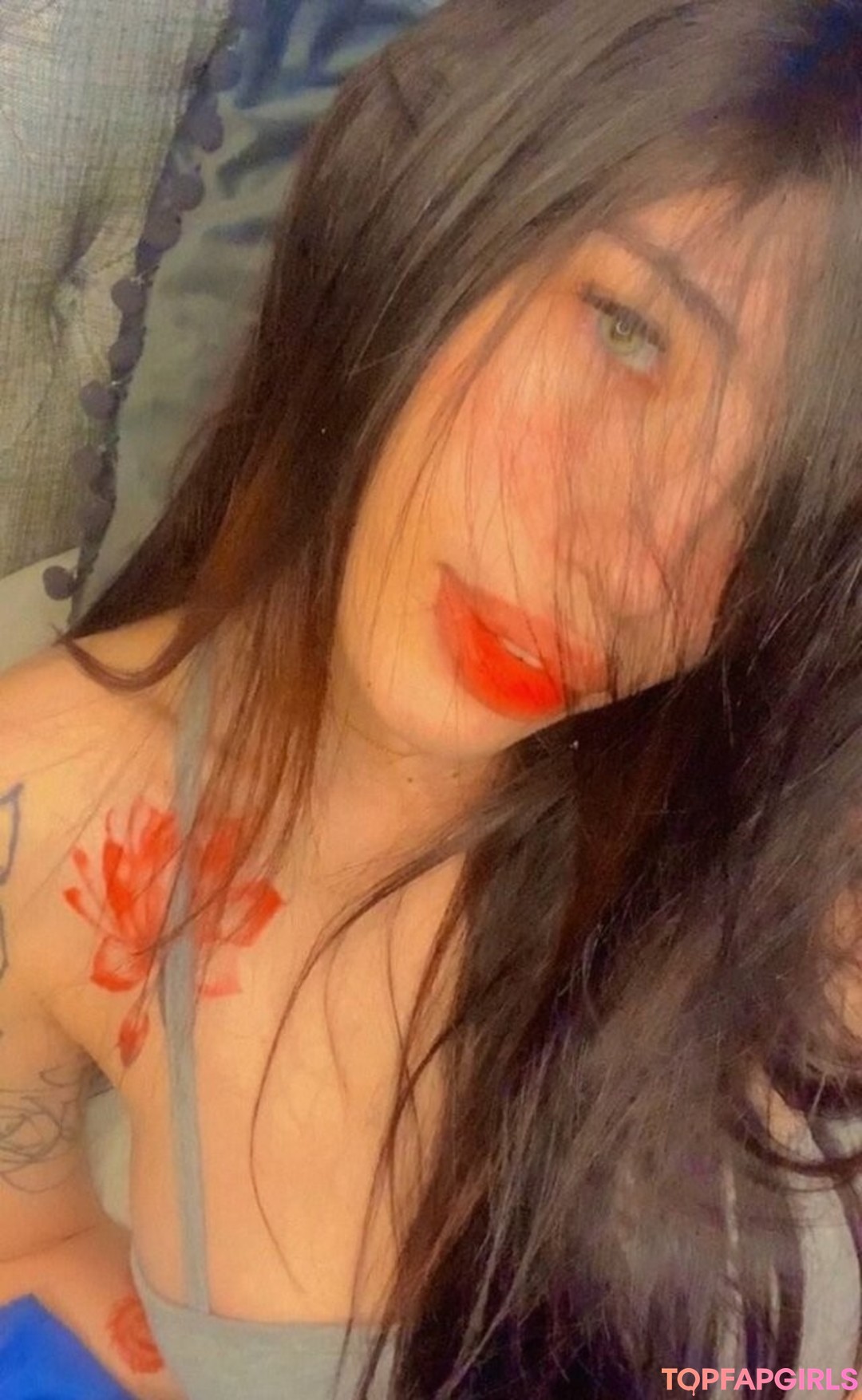 katxrox pornographic star pic