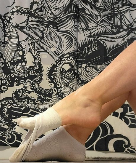 GamertoesKZ star xxx gallery