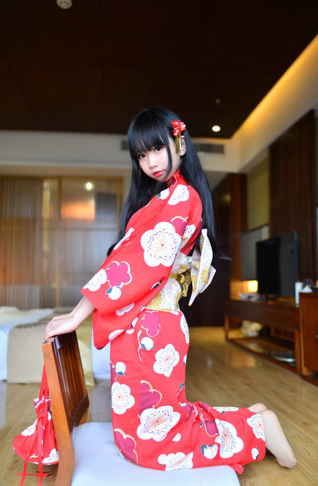 blonde cougar onlyfans top image