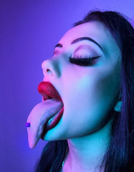 Alison Beth hot pornstar image