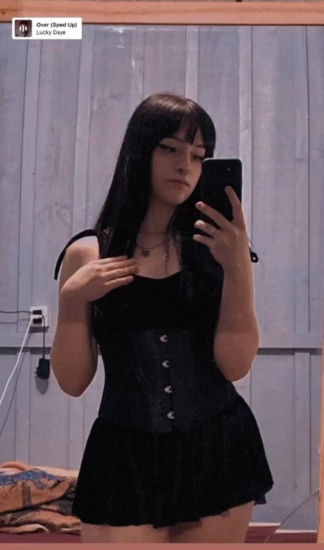 Kakaushow 2002 nude star gallery