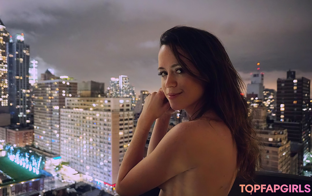 famous nude onlyfans porn picture