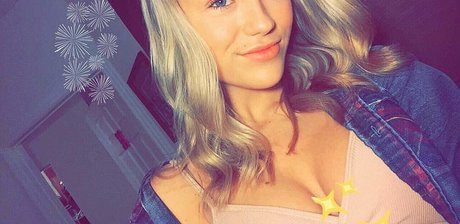 Holly Cloar pornographic actress img