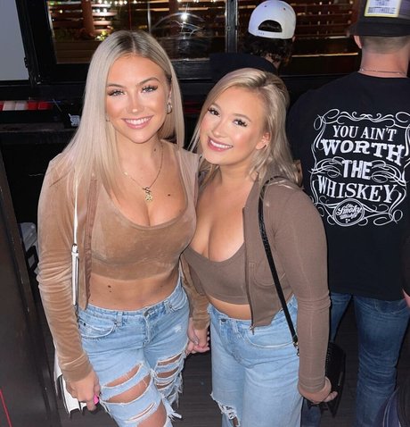 Holly Cloar nice pornstar image