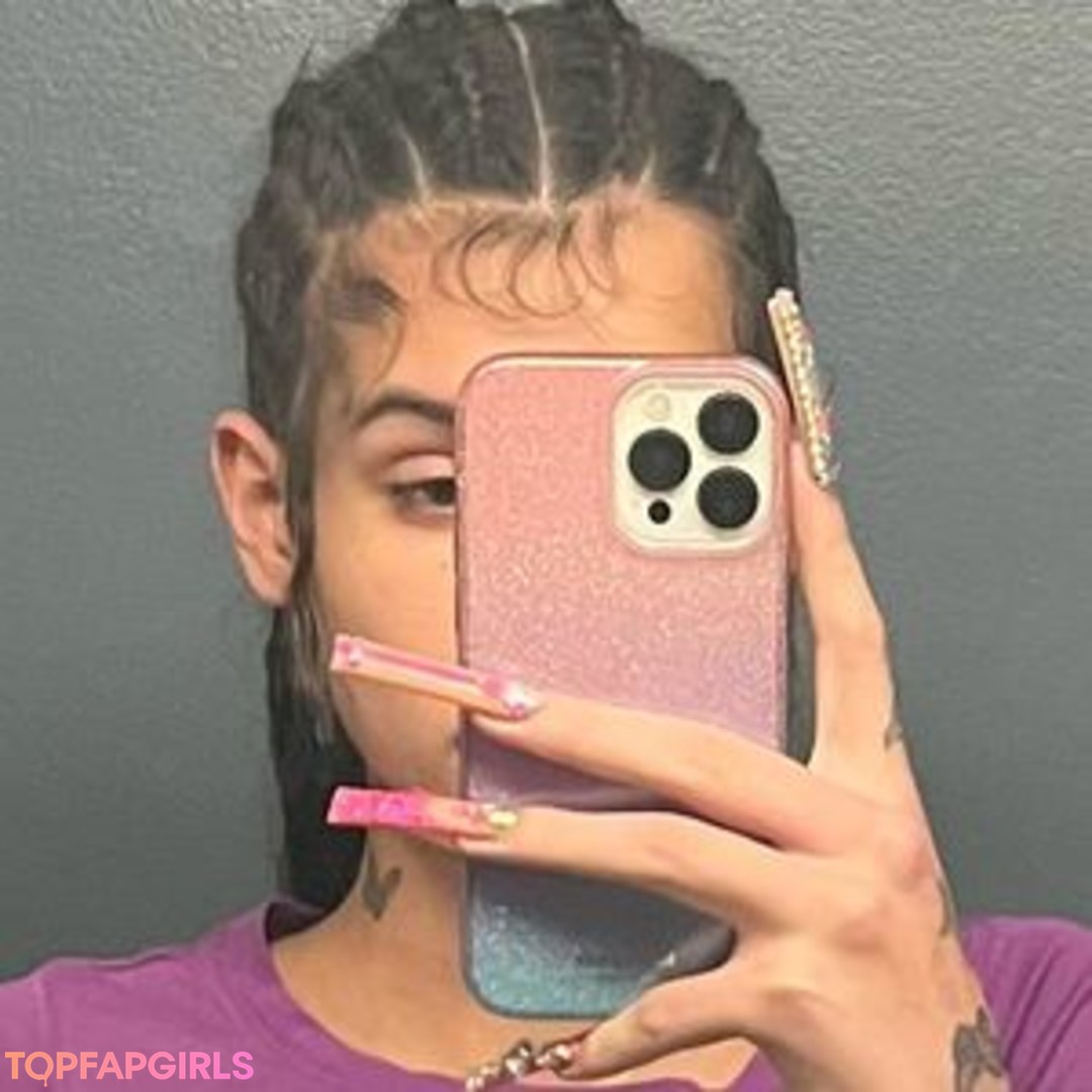 TheBratzWay model porn pic