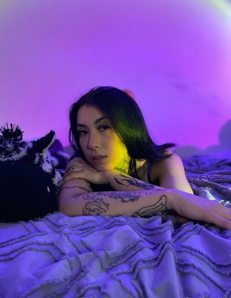 tiny onlyfans free nude images