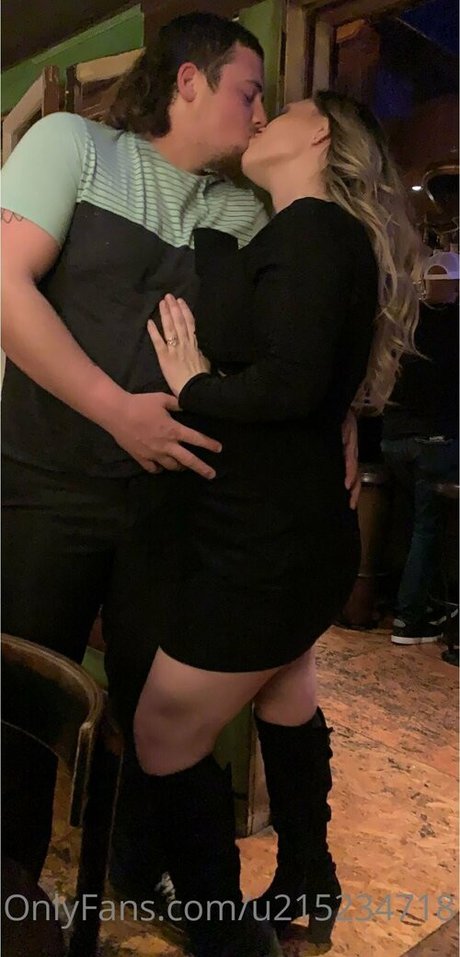 thickmommarie exclusive star picture