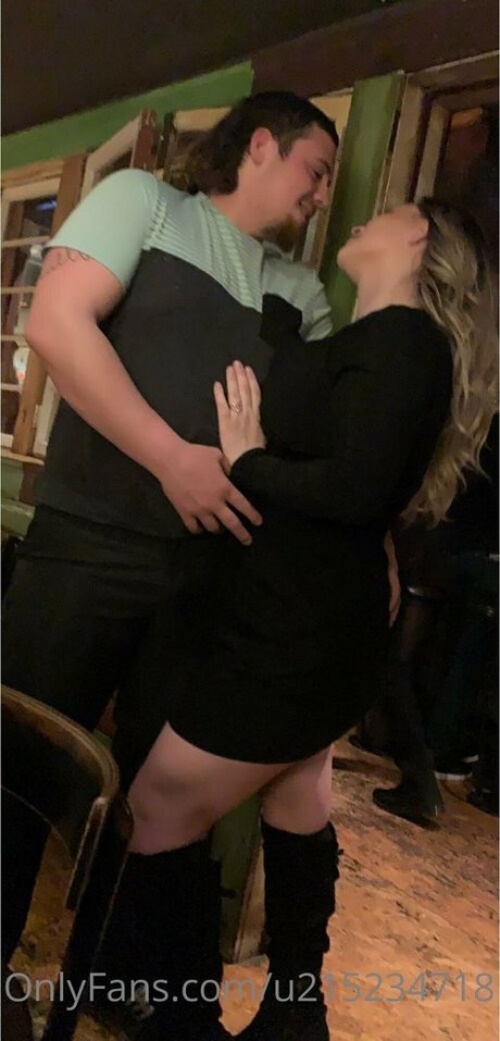 thickmommarie exclusive actress pictures