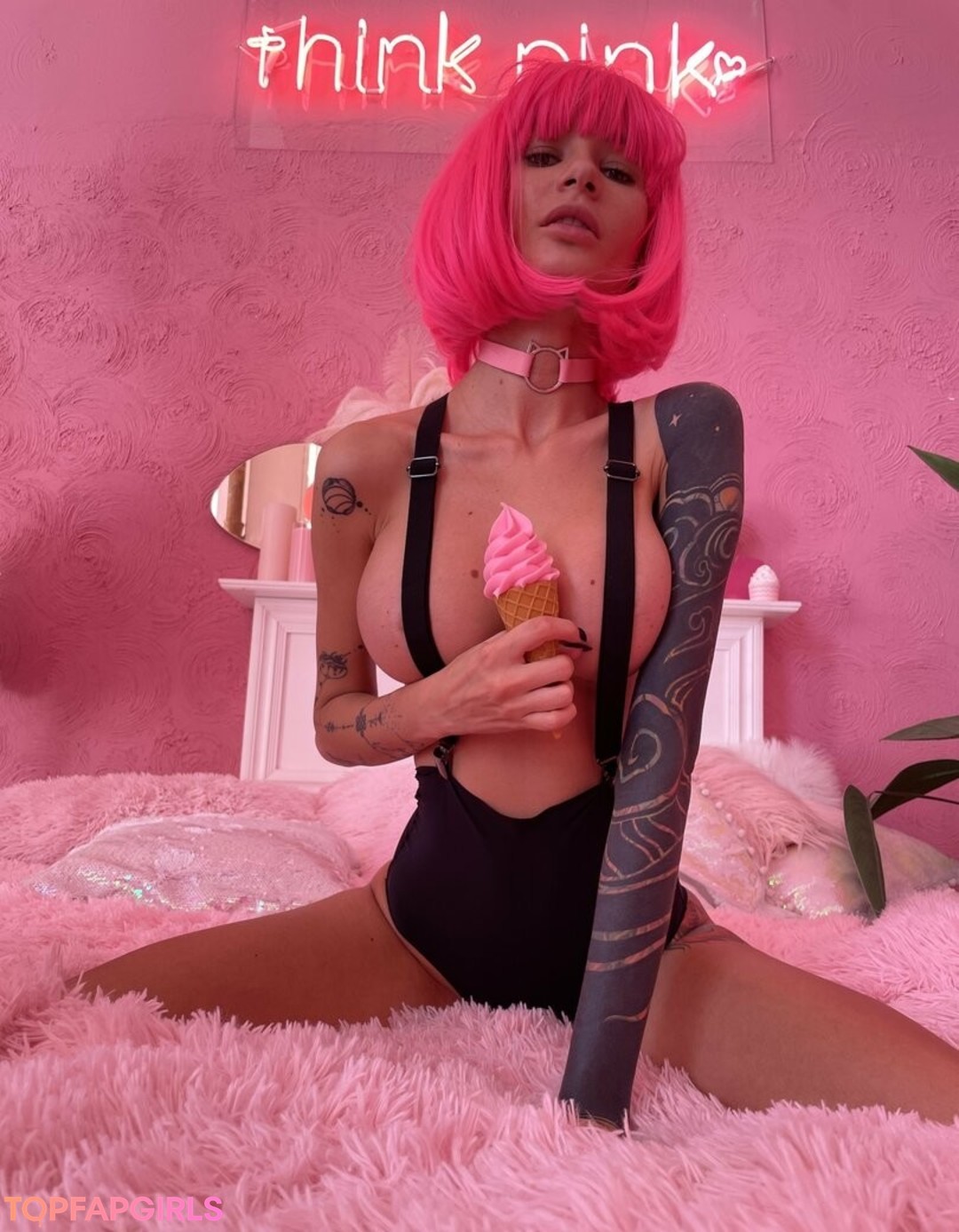 iamdollhead erotic actress img
