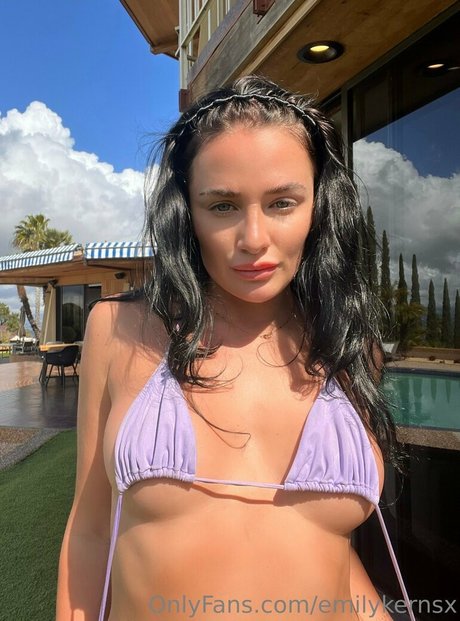 emilykernsx pornographic actress images