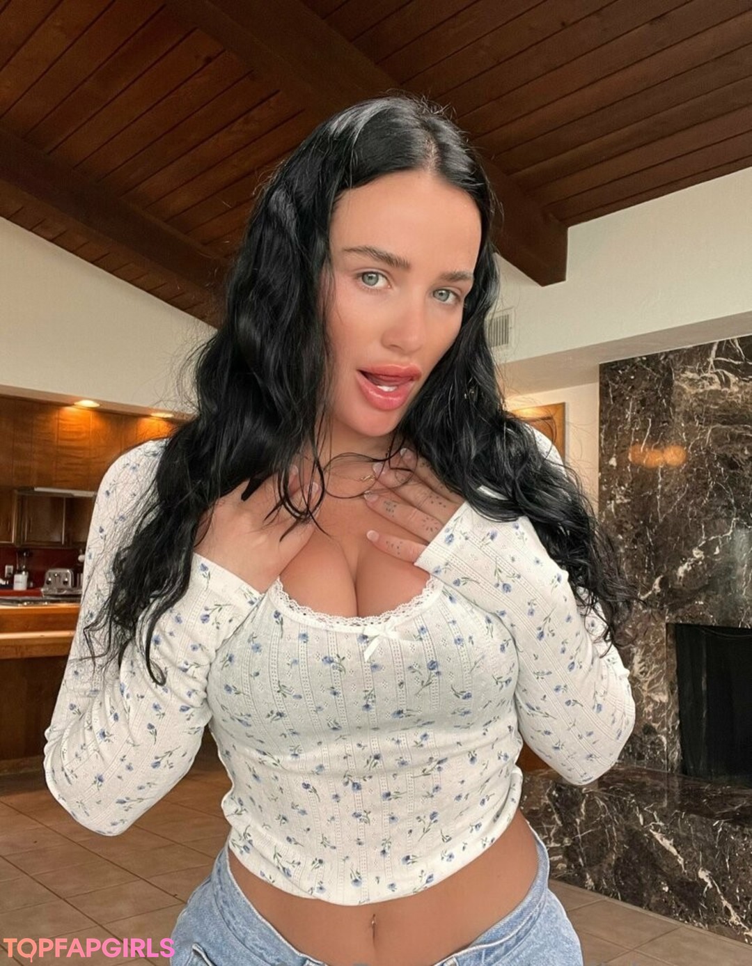 emilykernsx model exclusive archive