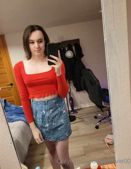 evieevie00 porn model pics