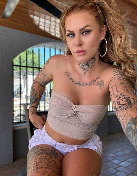 army milf onlyfans pretty pic