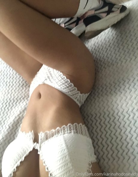 babycarriefree hot model img