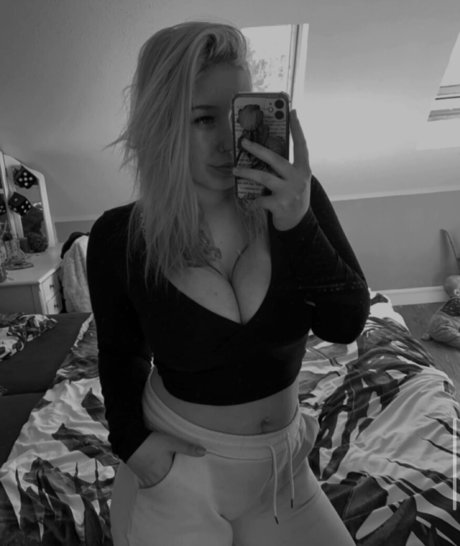 Van sen hd actress galleries