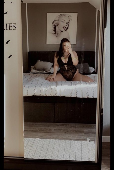 Van sen exclusive star pictures