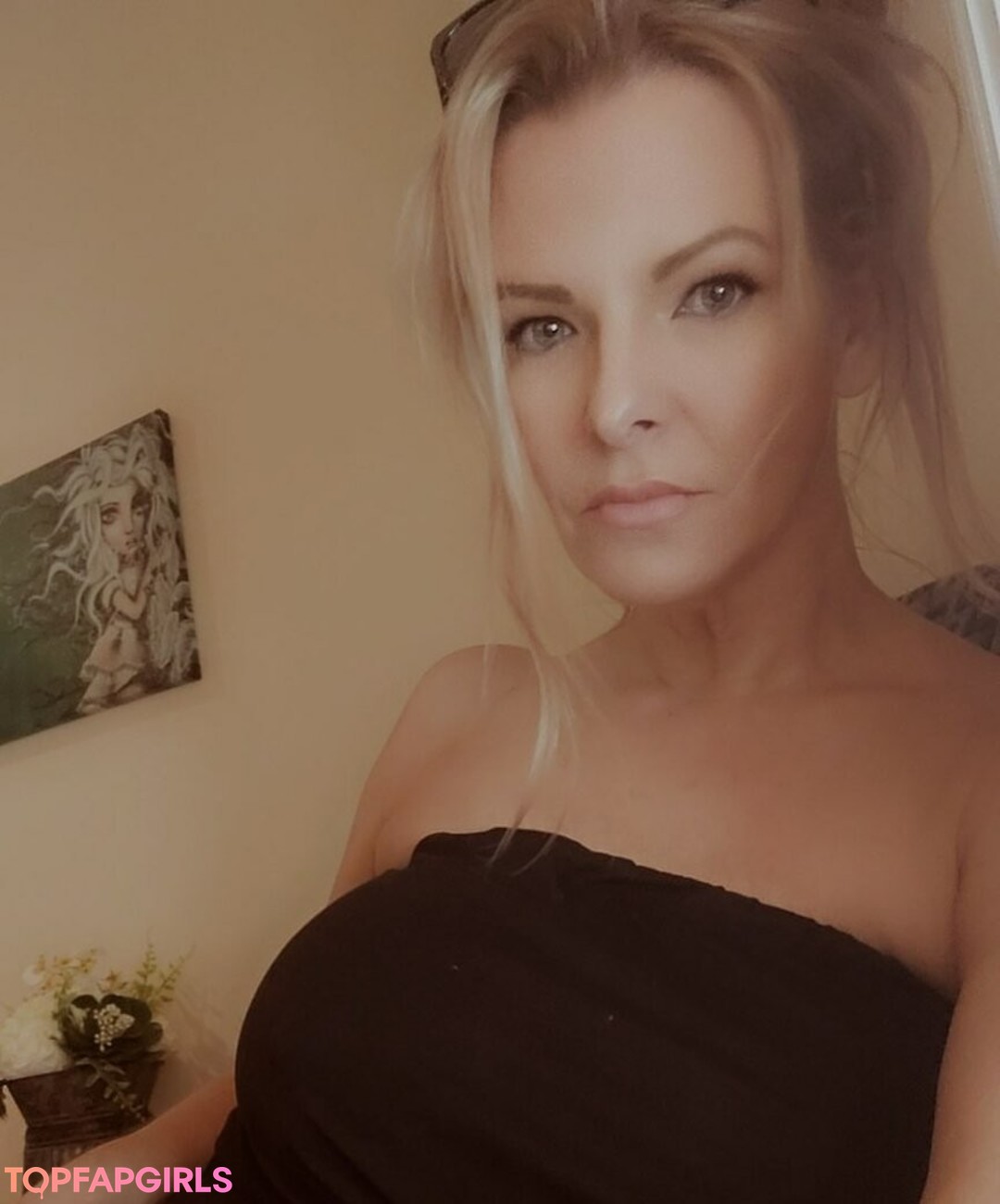 Goddess Kathena nudes pornstar img