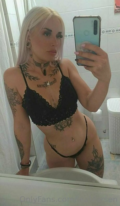 leahlarsen beautiful star picture