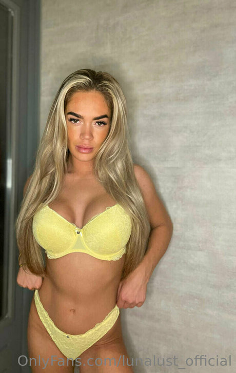 african onlyfans free nude pic