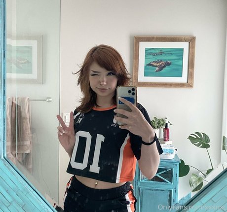 yourluvrgrl pornstar high quality pics