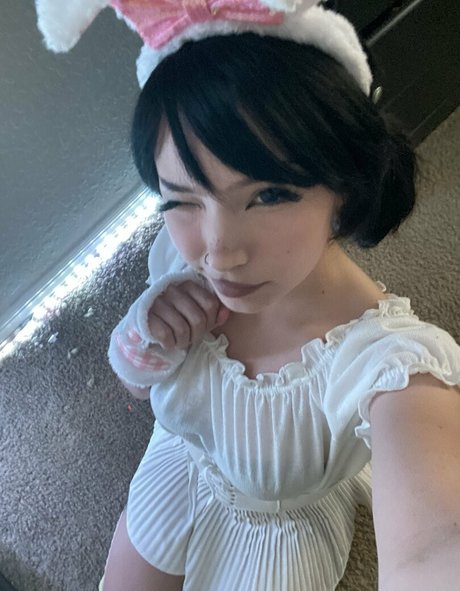 yourluvrgrl pornographic actress img