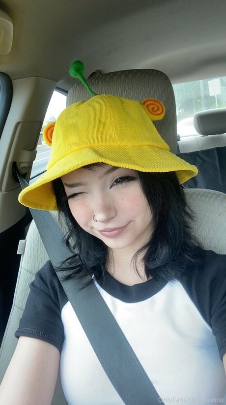 yourluvrgrl nude star galleries