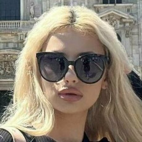 skinny brunette onlyfans hot porn pictures