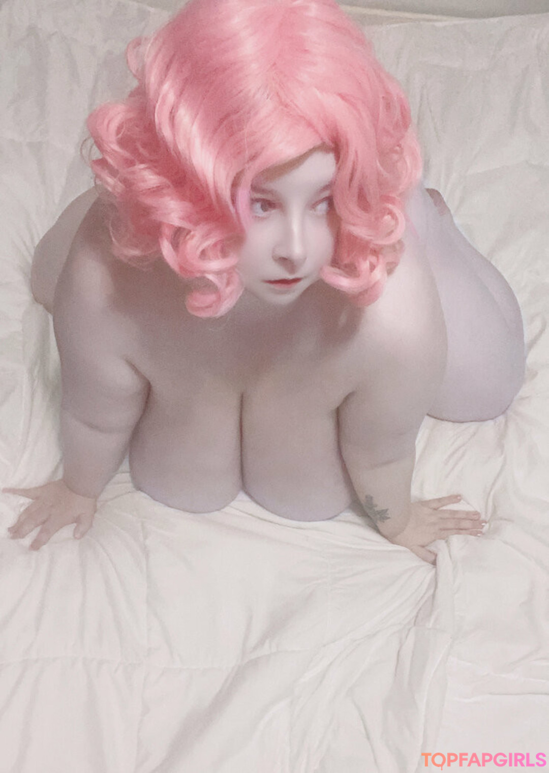 pussy spreading onlyfans beautiful porn img