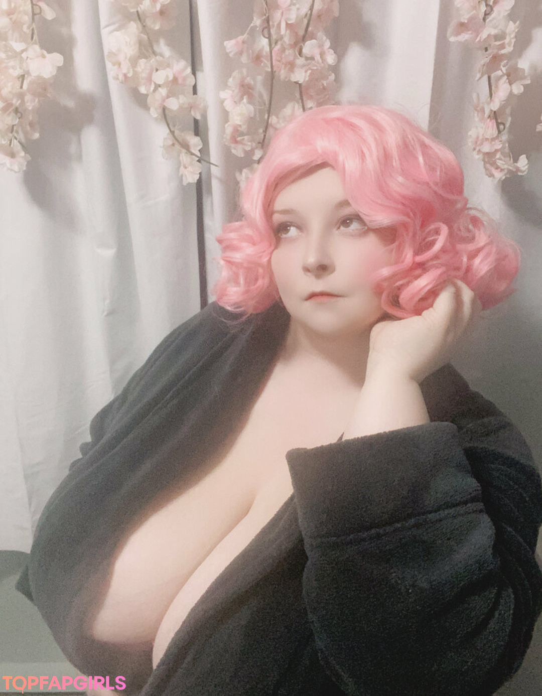 asian mature onlyfans sexy images