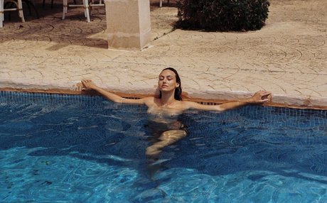 Miacbell best actress pictures