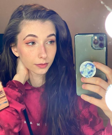 basostream pornographic actress pictures