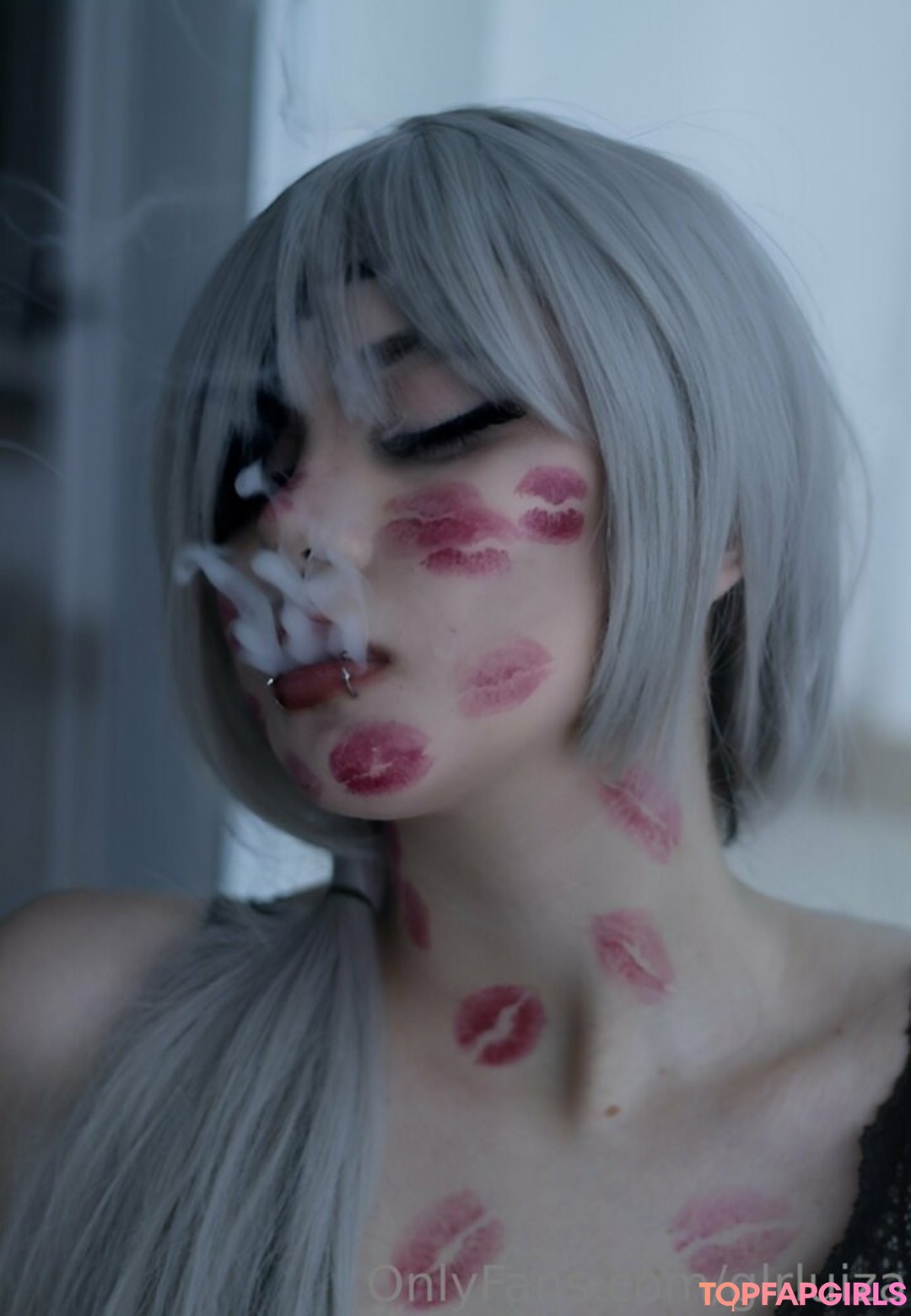 glrluiza erotic model img