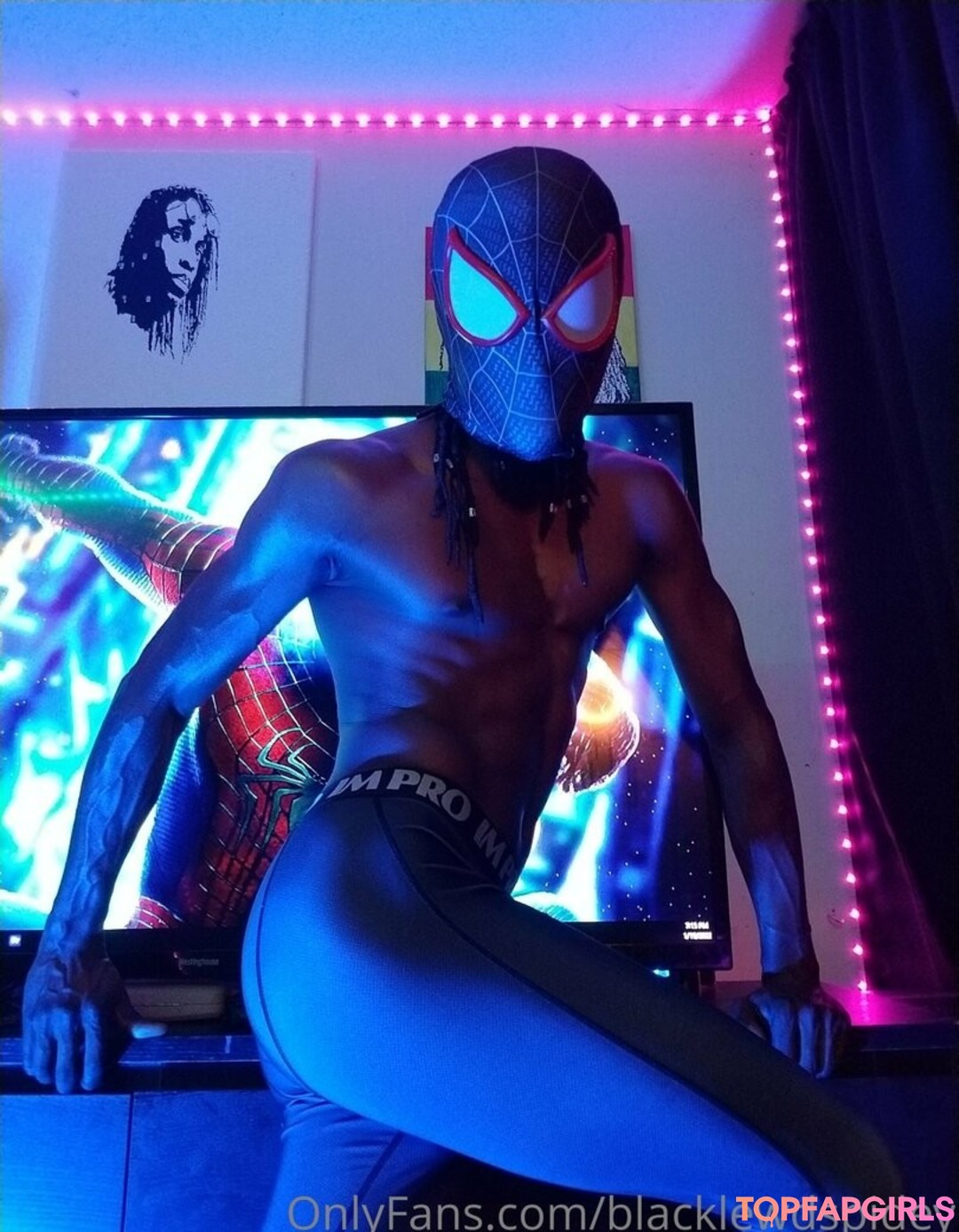 blacklewdspidey top model photo