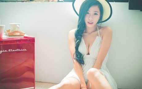 skinny big tits onlyfans free porn archive