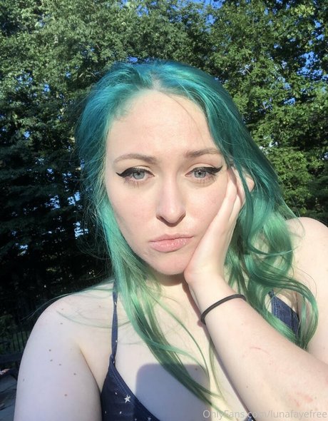 lunafayefree xxx pornstar img