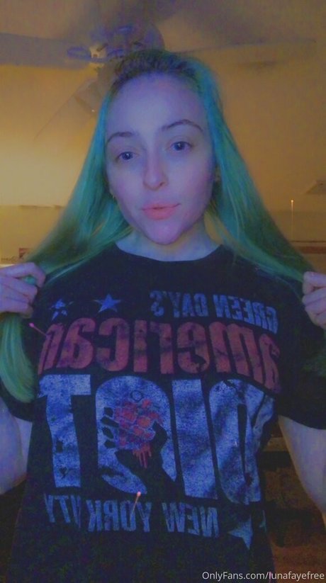 lunafayefree star art picture