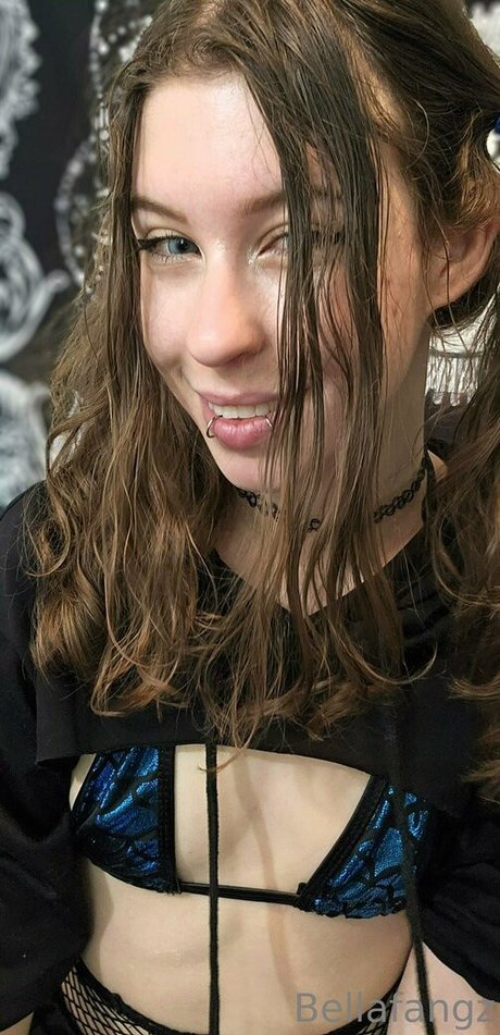 bellafangz erotic model pics