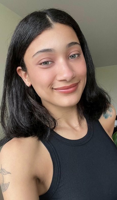 BbySadie model free pics